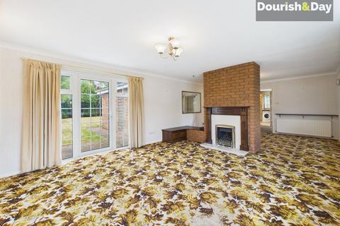 3 bedroom detached bungalow for sale, Creswell Farm Drive, Stafford ST16