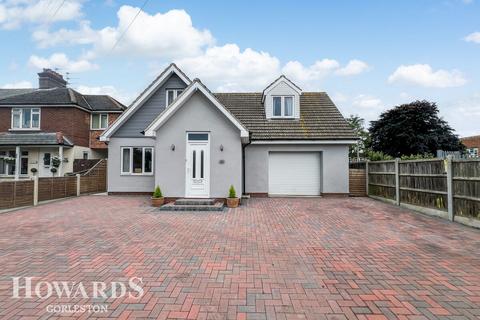 5 bedroom detached house for sale, Burgh Road, Gorleston