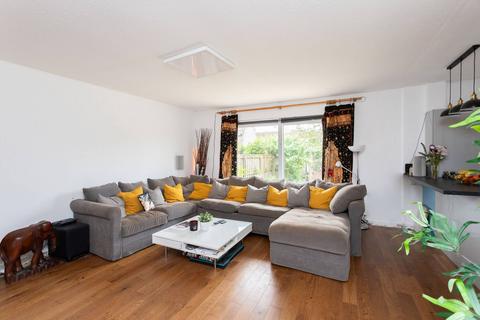 undefined, 4 Walker Street, Kincardine, FK10 4NT