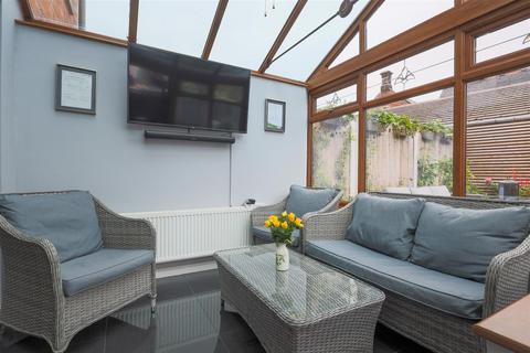13 The Birches, Cheadle, Stoke-on-trent, ST10 1EH