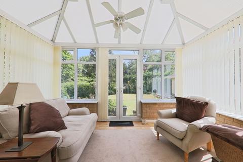 3 bedroom detached bungalow for sale, Beechfield Drive, Willerby, Hull, HU10 6DF