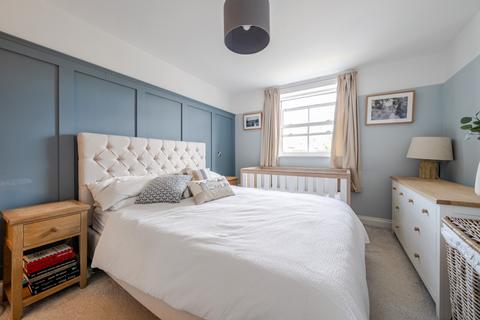 2 bedroom terraced house for sale, Alfred Road, Kingston Upon Thames, KT1