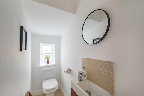 4 bedroom detached house for sale, Brow Wood Road, Birstall