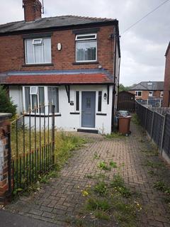3 bedroom semi-detached house to rent, Leeds LS11