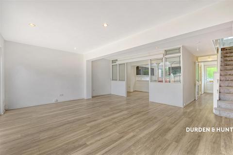 undefined, Millers Lane, Chigwell, IG7