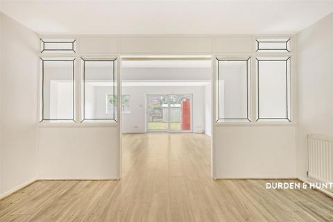 undefined, Millers Lane, Chigwell, IG7