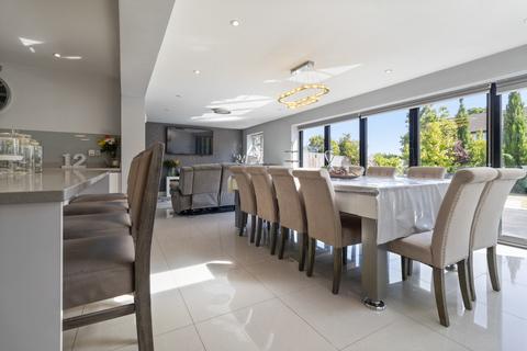4 bedroom detached house for sale, Hayslan Avenue, Malvern, Worcestershire, WR14 2RQ