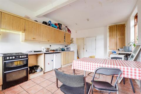 5 bedroom semi-detached house for sale, Trent Boulevard, West Bridgford NG2