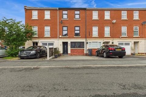 Newbold Close, Dukinfield, SK16 4SP