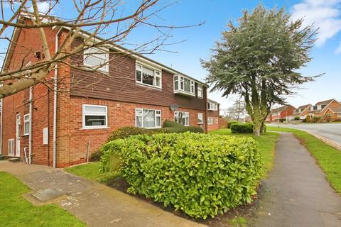 2 bedroom ground floor flat for sale, Greendale Court, Cottingham, Hull, HU16 5JH