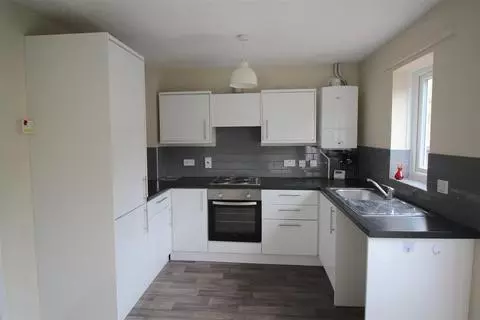 2 bedroom end of terrace house for sale - View 2