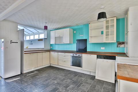 2 bedroom terraced house for sale, Stroud Crescent West, Bransholme, Hull, , HU7 4QH