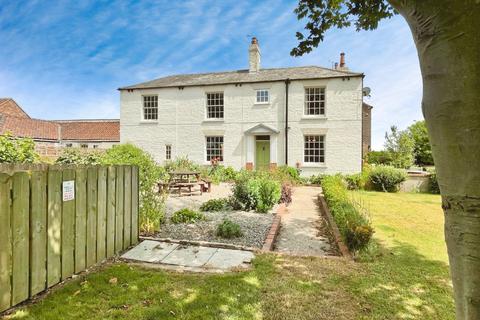 4 bedroom link detached house for sale, Bempton, Bridlington,  YO16 6XG