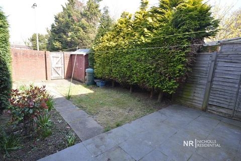 44 Cumberland Close, Epsom, KT19 9JP