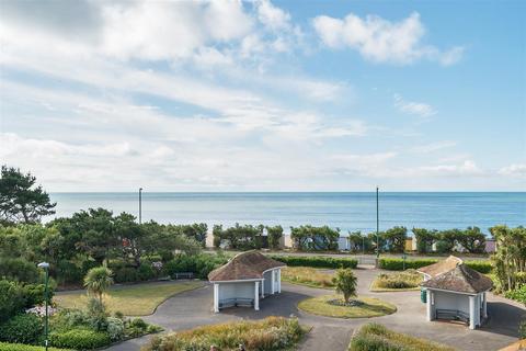undefined, Kings Parade, Aldwick