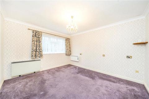 1 bedroom flat for sale, Clarence Lane, London SW15