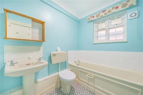 undefined, Clarence Lane, London SW15