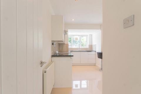35 Sara Close, Sutton Coldfield, B74 4BW