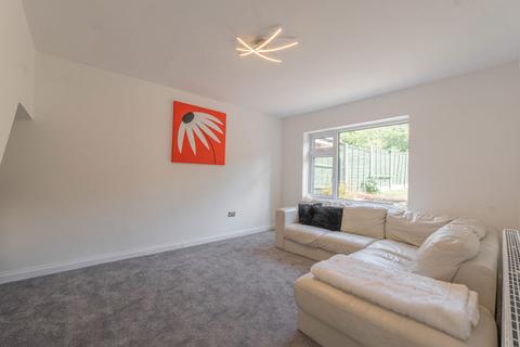 35 Sara Close, Sutton Coldfield, B74 4BW