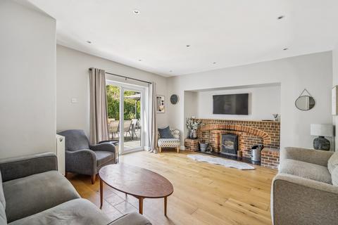 undefined, London Road, Bourne End, HP1