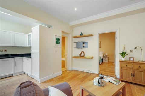 1 bedroom apartment for sale, Mysore Road, SW11