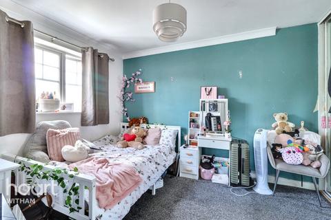 2 Clayshotts Drive, Witham, CM8 1XQ