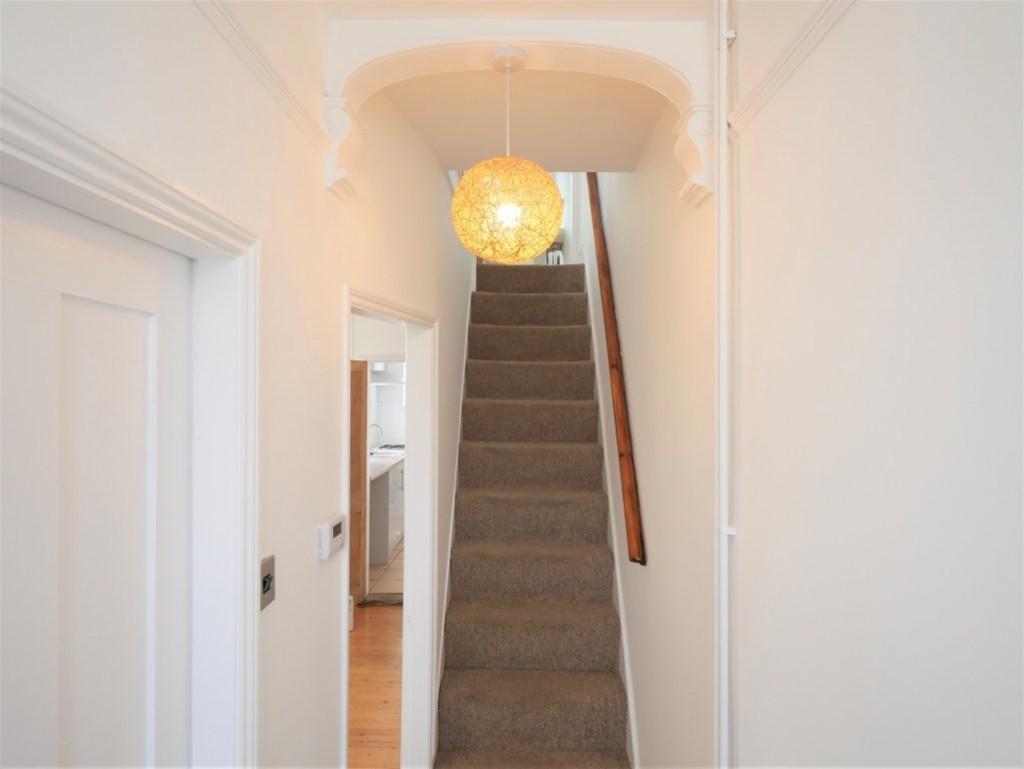 Entrance hall2