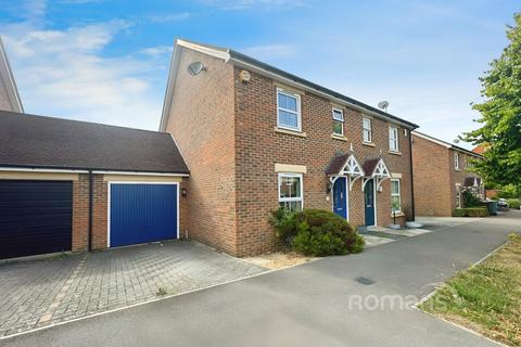 107 Avington Way, Sherfield On Loddon, Hook, RG27 0FN