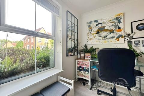107 Avington Way, Sherfield On Loddon, Hook, RG27 0FN