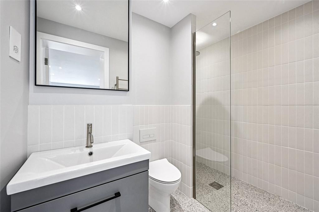 Ensuite