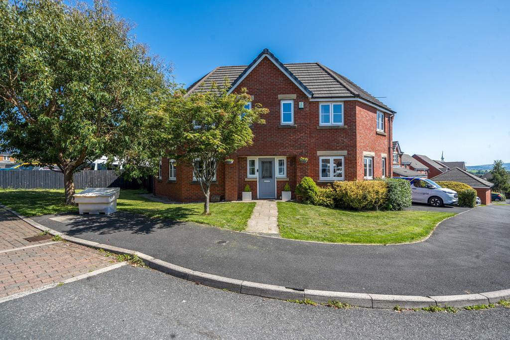 34 Goldcrest Close