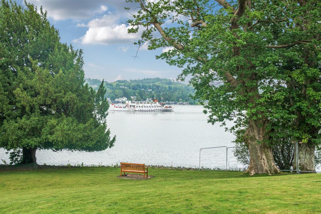 Lake Frontage