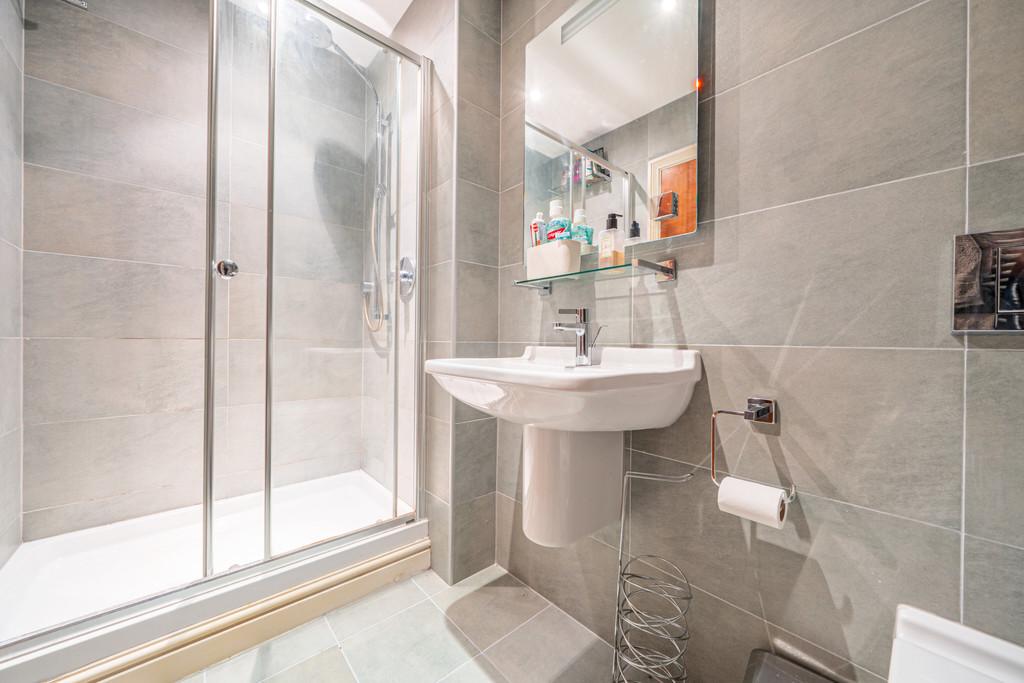 En Suite for Bedroom 1