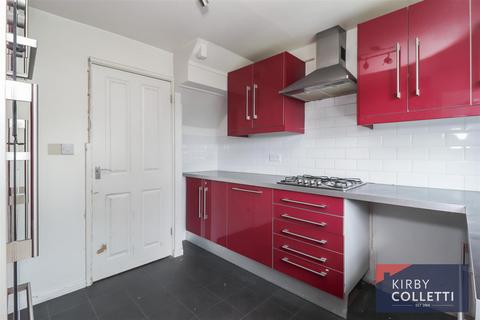 3 bedroom terraced house for sale, High Wood Road, Hoddesdon