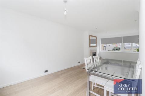 3 bedroom terraced house for sale, High Wood Road, Hoddesdon