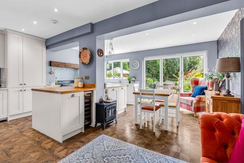 4 bedroom semi-detached house for sale, Cozens Road, Ware SG12