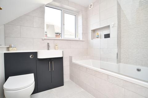 24 Arncliffe Road, Harrogate, HG2 8NQ