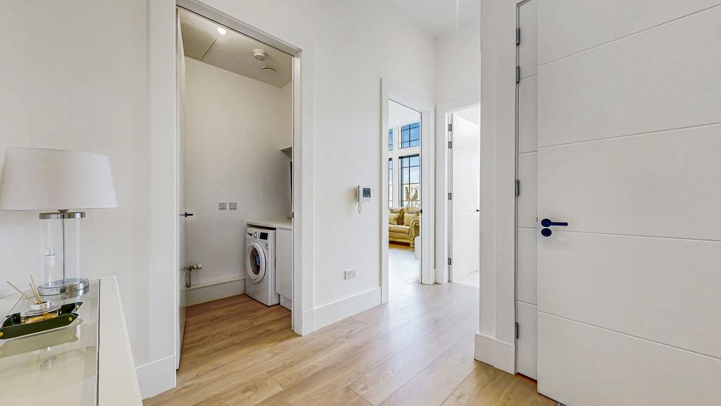 25-web-or-mls-1 Normal Avenue Flat 1.18 45