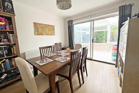 4 bedroom semi-detached house for sale, Gunning Avenue, Eccleston, St Helens