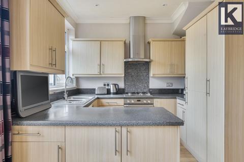 3 bedroom end of terrace house for sale, Stoneleigh Avenue, Worcester Park, KT4