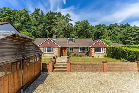 4 bedroom detached house for sale, Walldown Road, Whitehill, Bordon, Hampshire, GU35