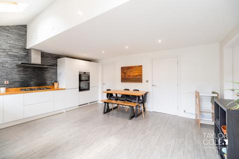 30 Brooklime Way, Tamworth, B79 0FD