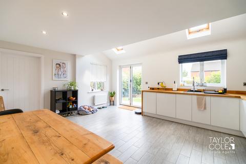 30 Brooklime Way, Tamworth, B79 0FD