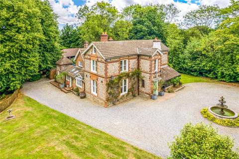 6 bedroom equestrian property for sale, Broad Street Hill, Hucking, Maidstone, Kent, ME17