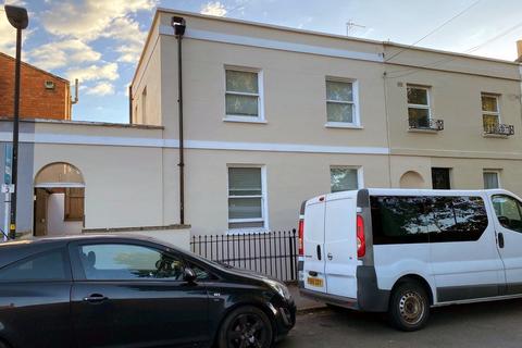 St Philips Street, Leckhampton