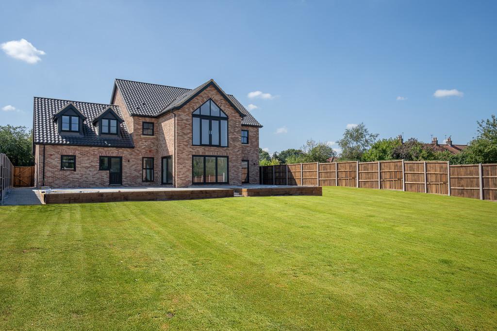 Rear of Plot 1