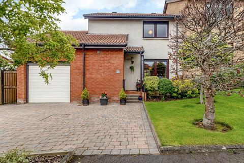 28 Corbie Place, Milngavie, Glasgow, G62 7NB