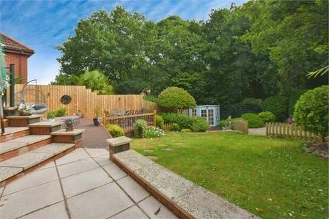 5 bedroom detached house for sale, Moore Close, Aller Park, Newton Abbot, Devon.