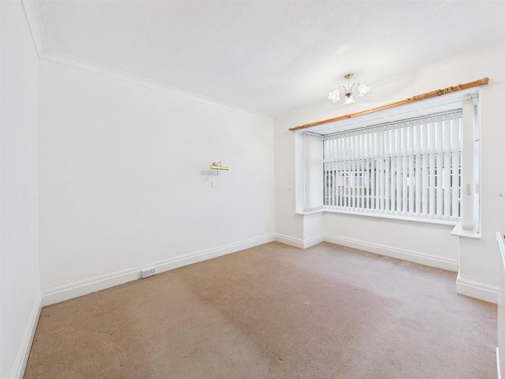 Bedroom: