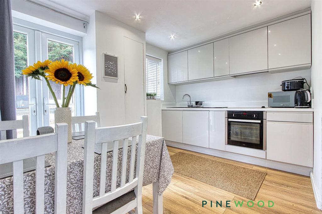 Kitchen diner
